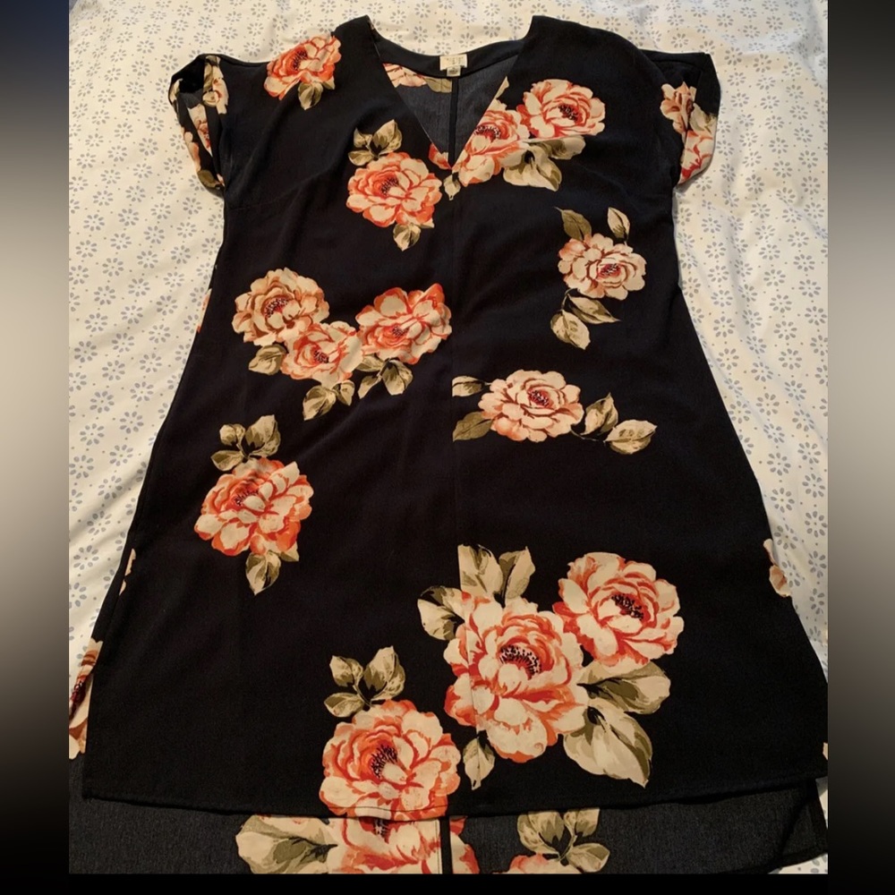 A New Day - Short Sleeve Floral Dress - Casual- Black Floral- Women's M